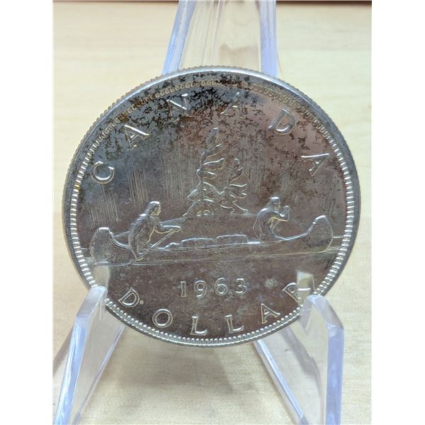 Lot 149-1) 1 Canadian silver Dollar 1963