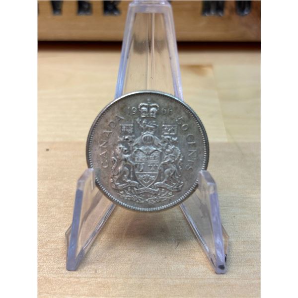 Lot 60-1) Canadian silver 50c 1966