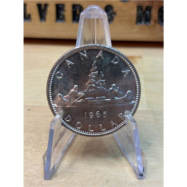 Lot 79-1) 1 Canadian silver Dollar 1965
