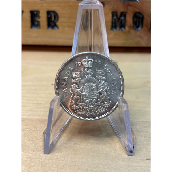 Lot 94-1) Canadian silver 50c 1966