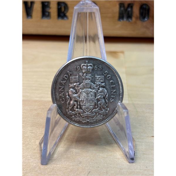 Lot 106-1) Canadian silver 50c 1963