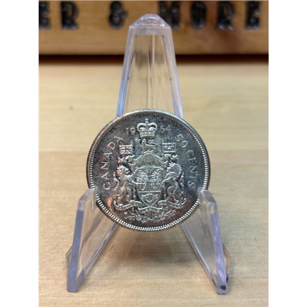 Lot 126-1) Canadian silver 50c 1964