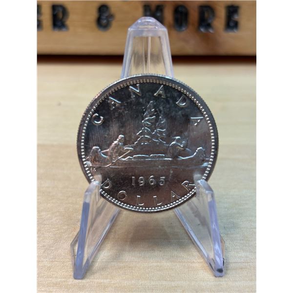 Lot 127-1) 1 Canadian silver Dollar 1965