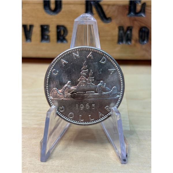 Lot 131-1) 1 Canadian silver Dollar 1965
