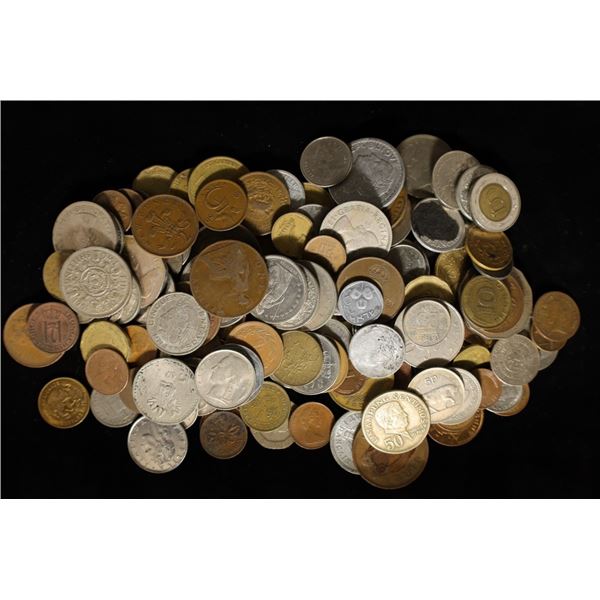28 OZ. OF ASSORTED FOREIGN BULK CHANGE,