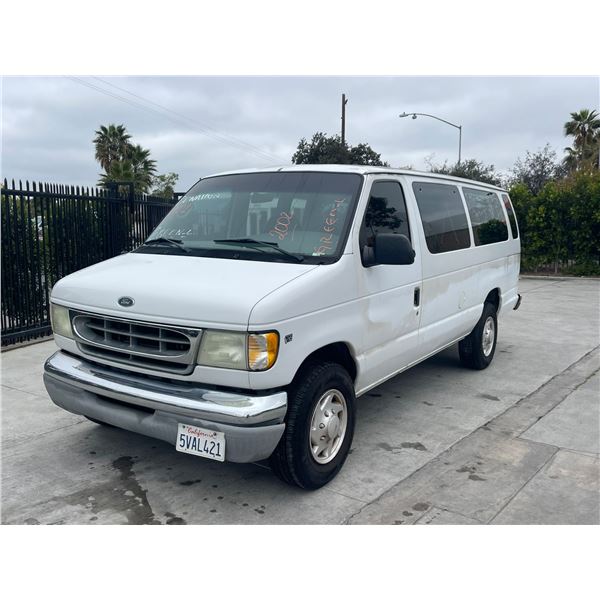 FORD E350 2002 T-DONATION