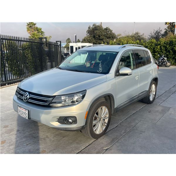 VOLK TIGUAN 2012 T-2 DAYS