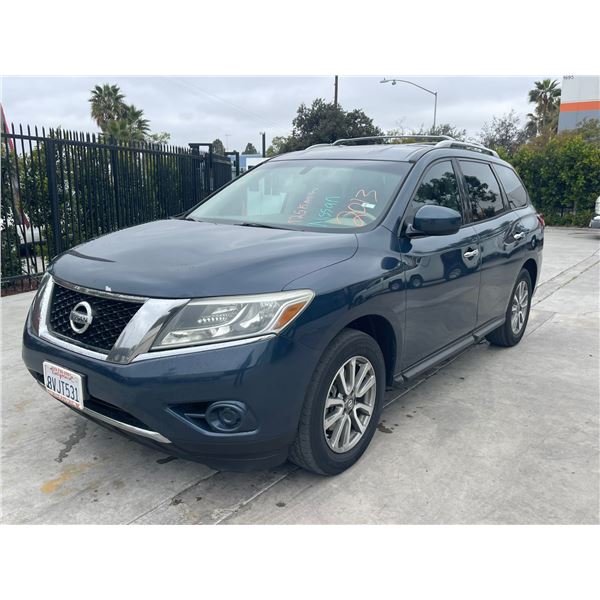 NISS PATHFINDER 2013 T-2 DAYS