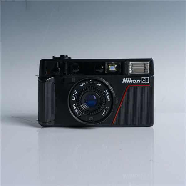 Nikon L35AF 35mm Film Camera with 35mm f/2.8 Lens