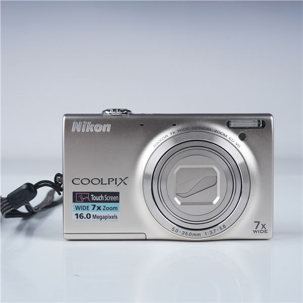 Nikon COOLPIX Digital Camera, S6100