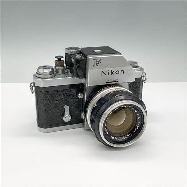 Nikon F Photomic FTN Camera with Nikkor-S Auto f/1.4 Lens
