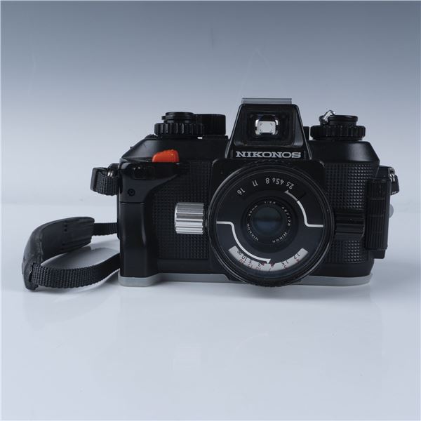 Nikon Nikonos IV-A 35mm Underwater Camera w 35mm f/2.5 Lens