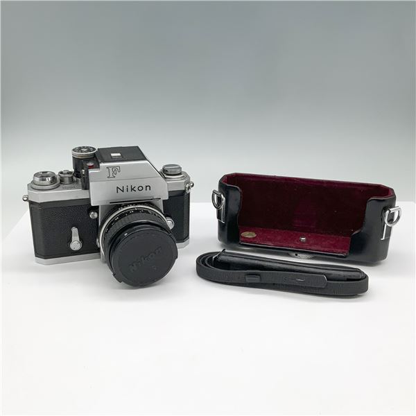 2pc Nikon F Photomic T Camera with Leather Strap