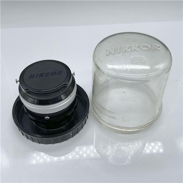 Nikon Nikkor-P 105mm f/4 Lens with Case & Cap