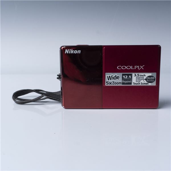 Nikon Coolpix S70 12.1 Megapixel Digital Camera with Case