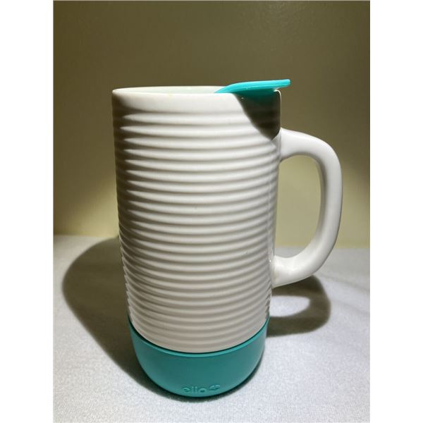 NEW 18 OZ JANE CERAMIC MUG MINT