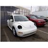 Image 2 : 2005 Volkswagen New Beetle