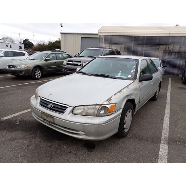 2000 Toyota Camry