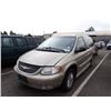 Image 1 : 2002 Chrysler Town and Country