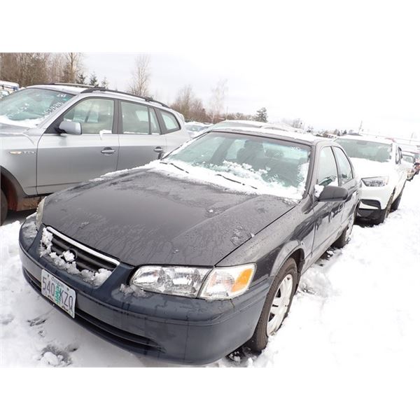2000 Toyota Camry