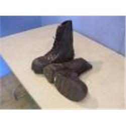 MILITARY SURPLUS AUCTION- APPRX (34), PALLET OF COLD WEATHER BOOTS