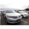 Image 2 : 2016 Lincoln MKX