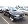 Image 2 : 1999 Lexus RX 300 RUNS WITH MECHANICAL PROBLEMS