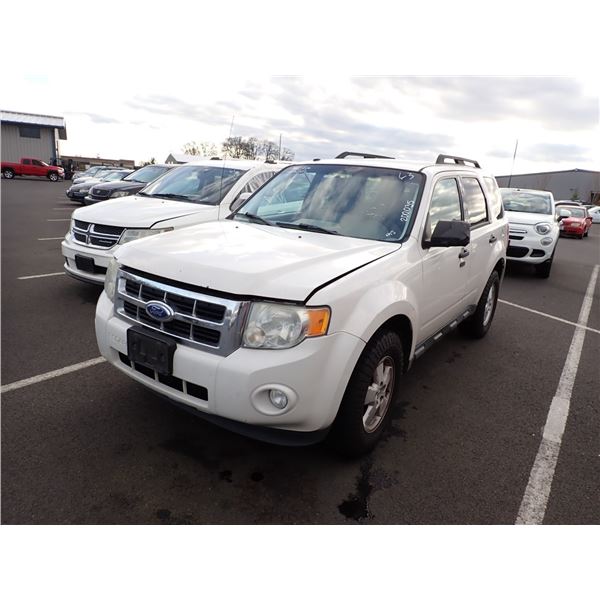 2011 Ford Escape RUNS WITH MECHANICAL PROBLEMS