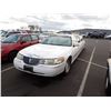 Image 1 : 2000 Lincoln Town Car RUNS WITH MECHANICAL PROBLEMS