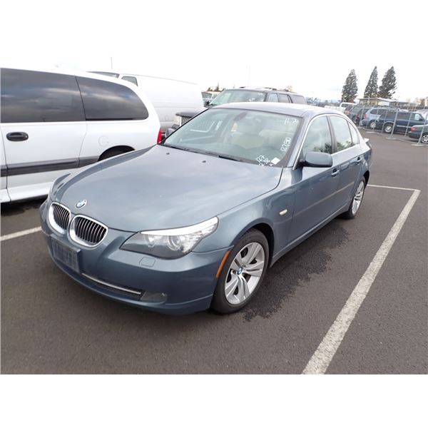 2010 BMW 528i