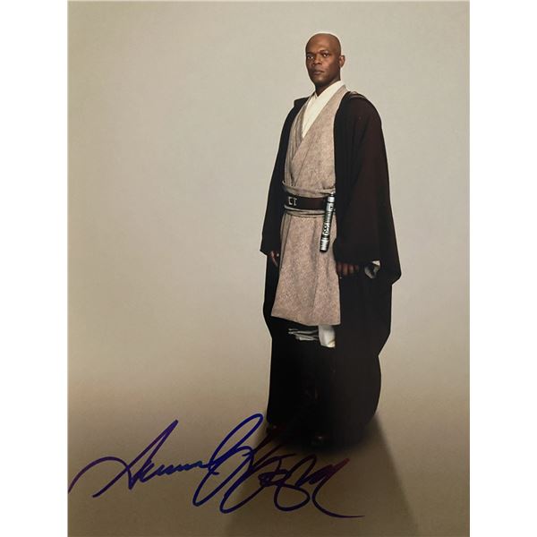 Star Wars Samuel L. Jackson signed movie photo. GFA Authenticated