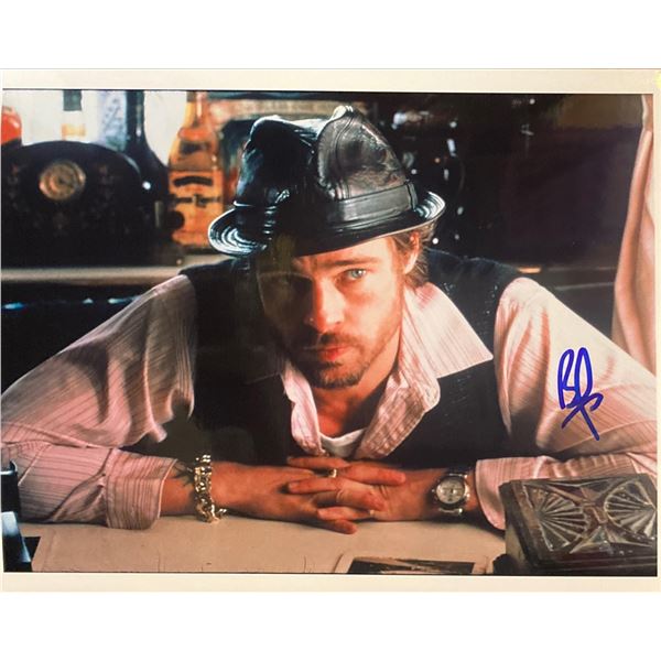 Snatch Brad Pitt Signed Movie Photo. GFA Authenticated