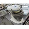 Image 1 : Kitchen Aid 8 Qt. Mixer