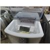 Image 3 : Igloo Countertop Ice Maker