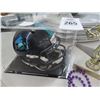 Image 1 : Relicquest Bowl Souvenir Mini Helmet In Showcase