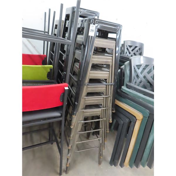 22-Metal Backless Padded Bar Stools - 22 X $