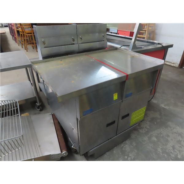 Pitco Gas Double Deep Fryer w/Table Top & Recovery