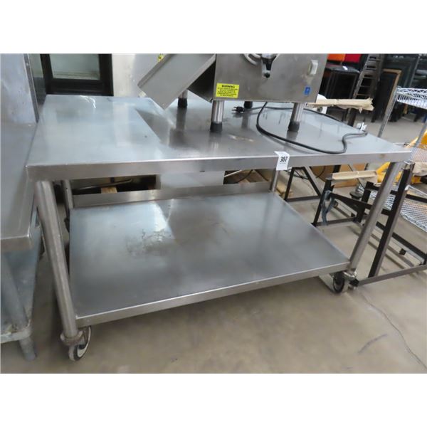 S/S 4' Rolling Table w/Undershelf
