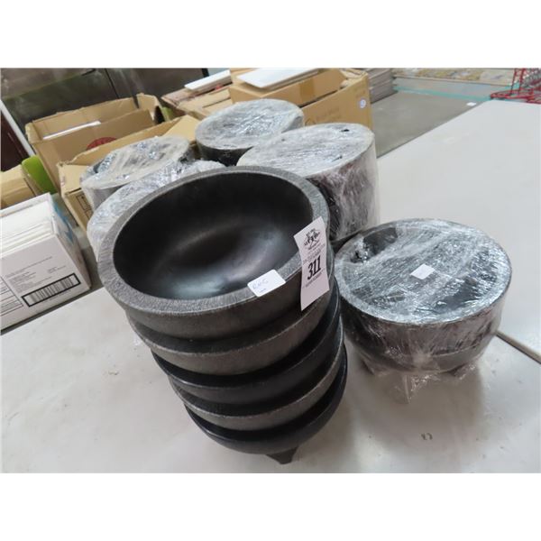 Plastic Footed Dinner Bowls - 23