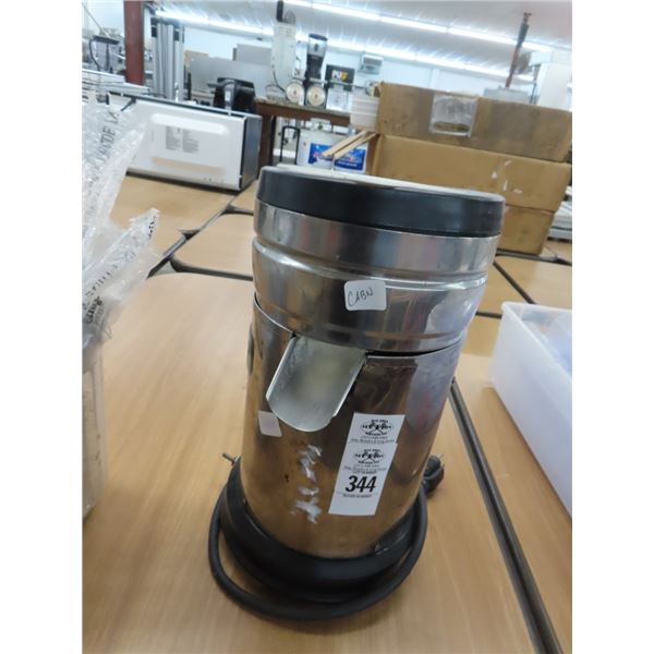 Ampto Commercial Juicer