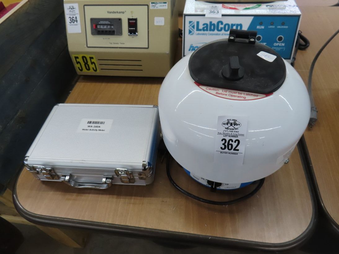 Labcorp # 613B Centrifuge w/Metal Box