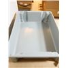Image 2 : BAC EN FIBRE DE VERRE STACKABLE ORBIS 30"x23"x8"
