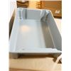 Image 2 : BAC EN FIBRE DE VERRE STACKABLE ORBIS 30"x23"x8"