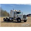 Image 2 : 2012 PETERBILT 388 T/A SLEEPER TRUCK TRACTOR