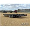 Image 4 : 2011 TRAILTECH 30 FT. T/A DUALLY EQUIPMENT TRAILER