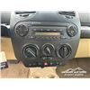 Image 15 : 2005 VOLKSWAGEN BEETLE 2 DOOR CAR