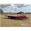 Image 2 : UNIVISION INDUSTRIES 30 FT. T/A DUALLY HAY TRAILER