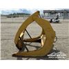 Image 8 : WELDCO WHEEL LOADER LOG GRAPPLE