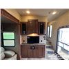 Image 43 : 2015 SIERRA 36 FT. T/A FIFTH WHEEL TRAVEL TRAILER