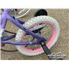 Image 10 : (3) KIDS BIKES
